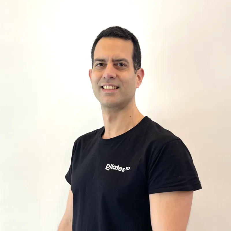 eric-pilates10-les-corts-barcelona Eric, instructor de Pilates